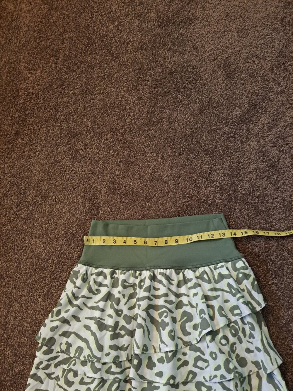 Aerie Offline Maggie Ruffle Tennis Skirt/Skort olive green animal print. - Picture 4 of 7